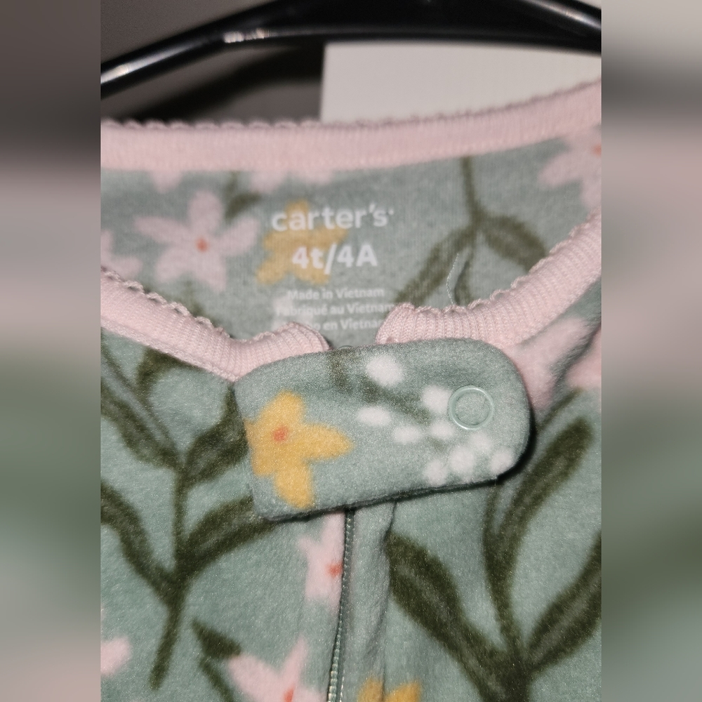 FINAL PRICE!! Carters Footed Pajamas - Picture 4 of 4